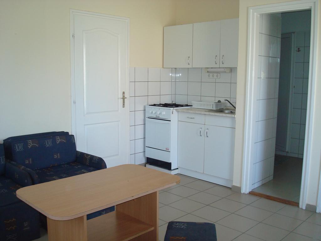 Termal Kemping Apartmanok Tiszaújváros Pokoj fotografie